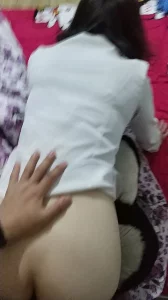 后入眼镜ol母狗骚叫连连